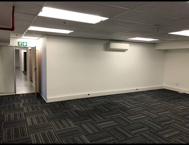 9,724M² WAREHOUSE TO LET IN EPPING INDUSTRIAL